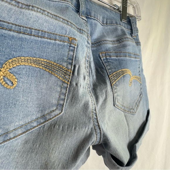 Justice Girl’s Light Wash Stretch Denim Jean Shorts - Picture 3 of 6